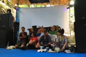 Gombaszögi Nyári Tábor, Gombaszög, Szlovákia 2019. július. Hulladékmentes utazás előadás és kerekasztal beszélgetés a zero waste fesztiválozásról