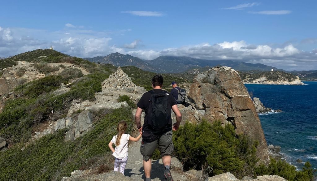 szardíinia borítókép